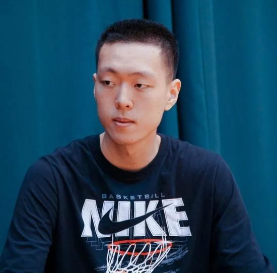 如何通过篮球表演赛制定有效的训练计划_1